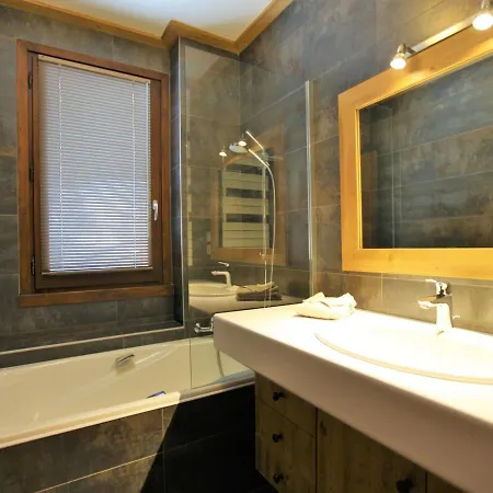 Chalet De Luxe 12 Pers, Sauna, Cheminee, Services Inclus - Fr-1-314-192